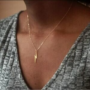 *Brandy* Lightening Necklace